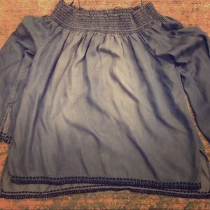 Off the shoulder flowy chambray top